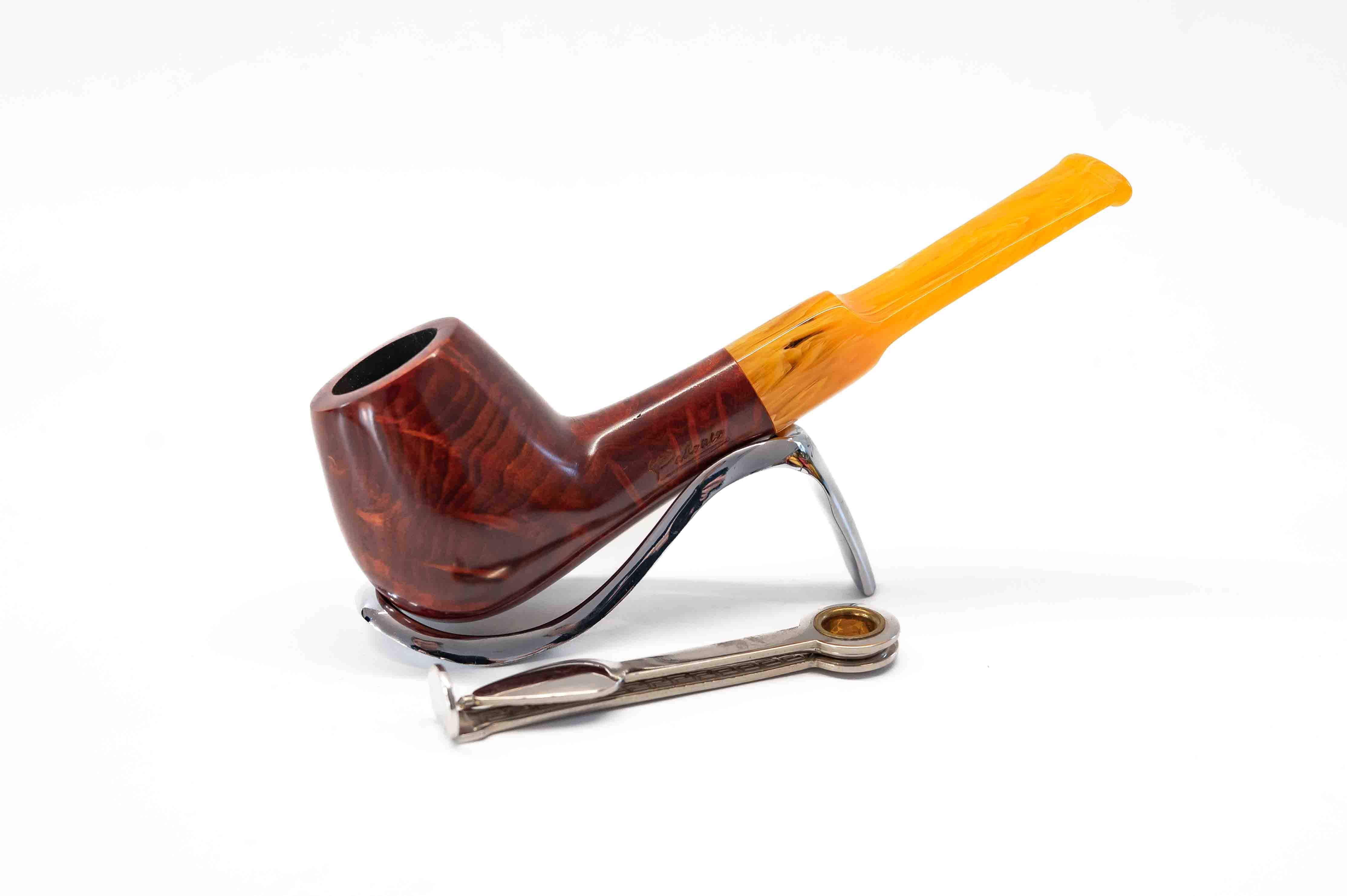 Padonio bruyer pipa 9mm filterrel, egyenes nyerges szárral, Billiard forma